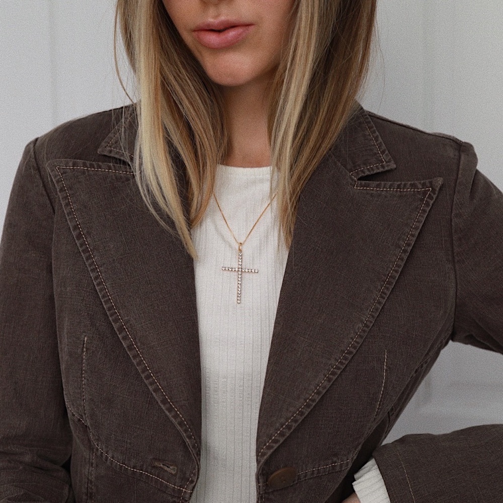 Crystal Gold Cross Necklace | 18k Gold Filled - Picture 3 of 8